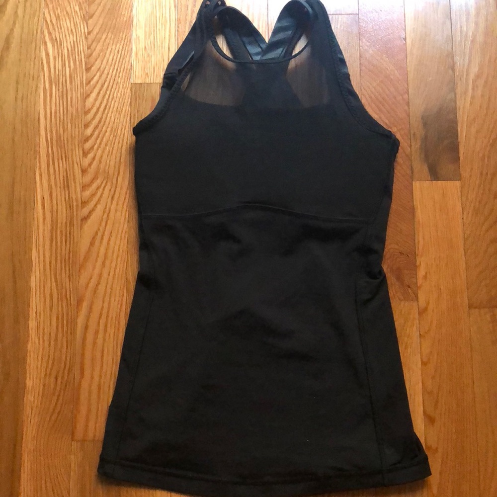 Lululemon women’s tank top